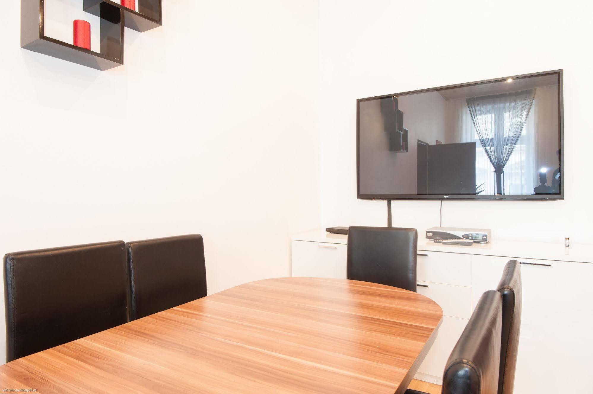 Royal Resort Apartments Urania Vienna Esterno foto